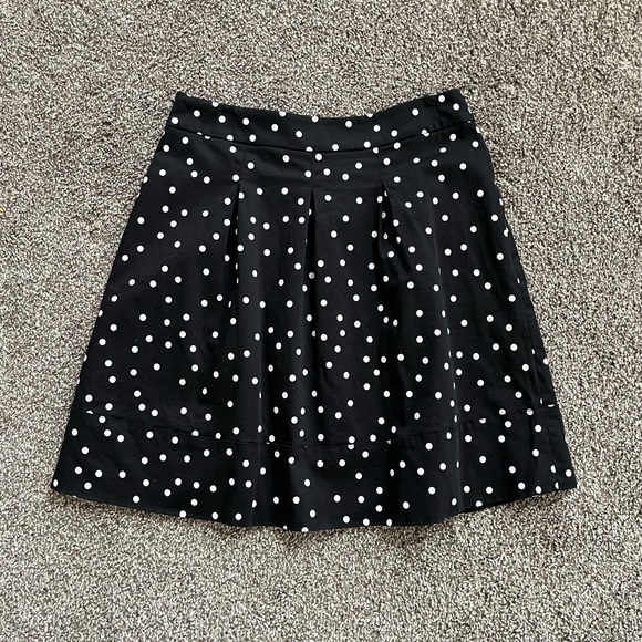 White House Black Market black/white polka dot skirt - Picture 4 of 6
